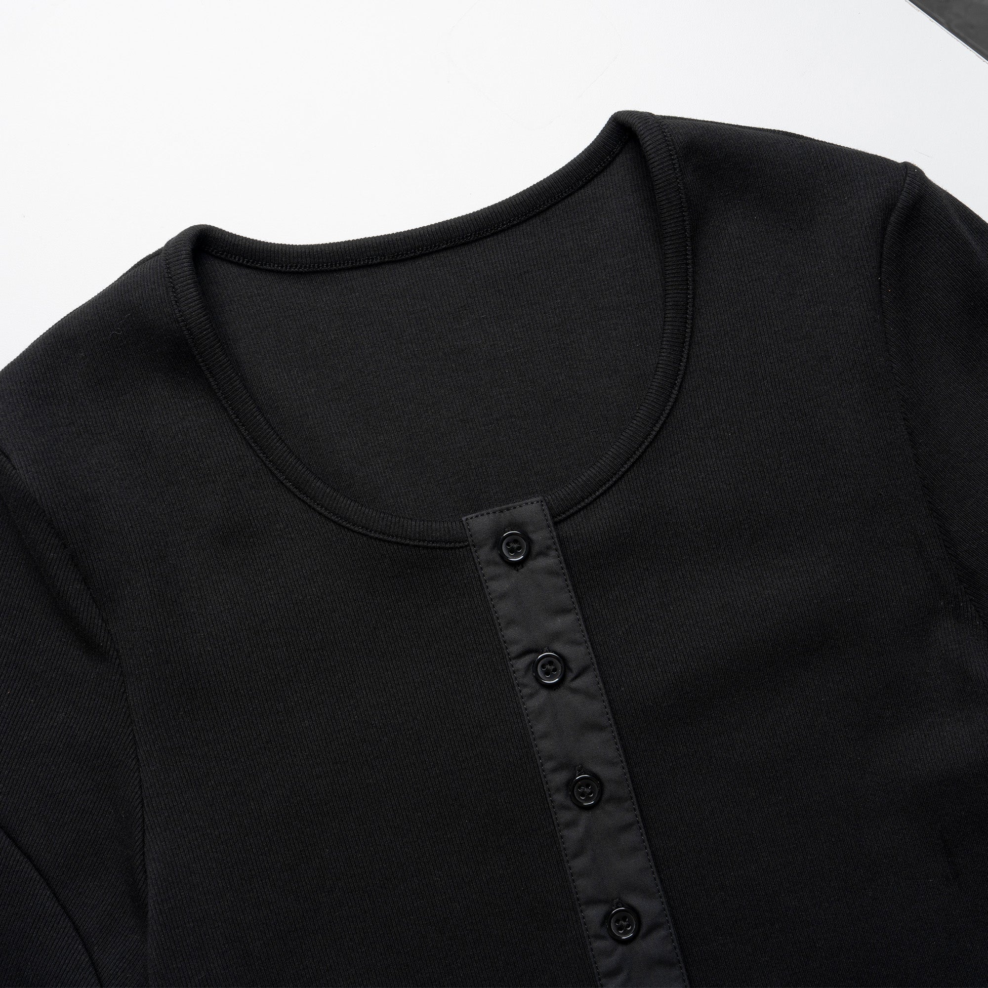 The Maven Heavy Rib Henley Tee